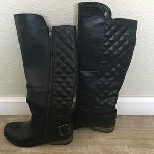 Tall quilted boots by Arizona